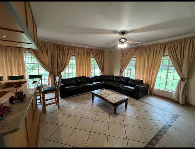 22,537M² FARM FOR SALE IN HARTBEESFONTEIN AH